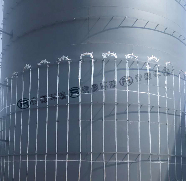 儲(chǔ)罐電伴熱帶現(xiàn)場安裝實(shí)物圖